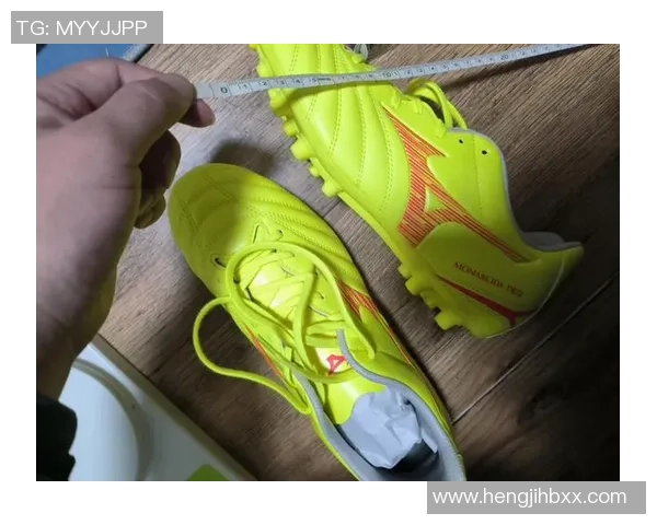 美津浓足球鞋助力明星球员展现精彩瞬间的背后故事